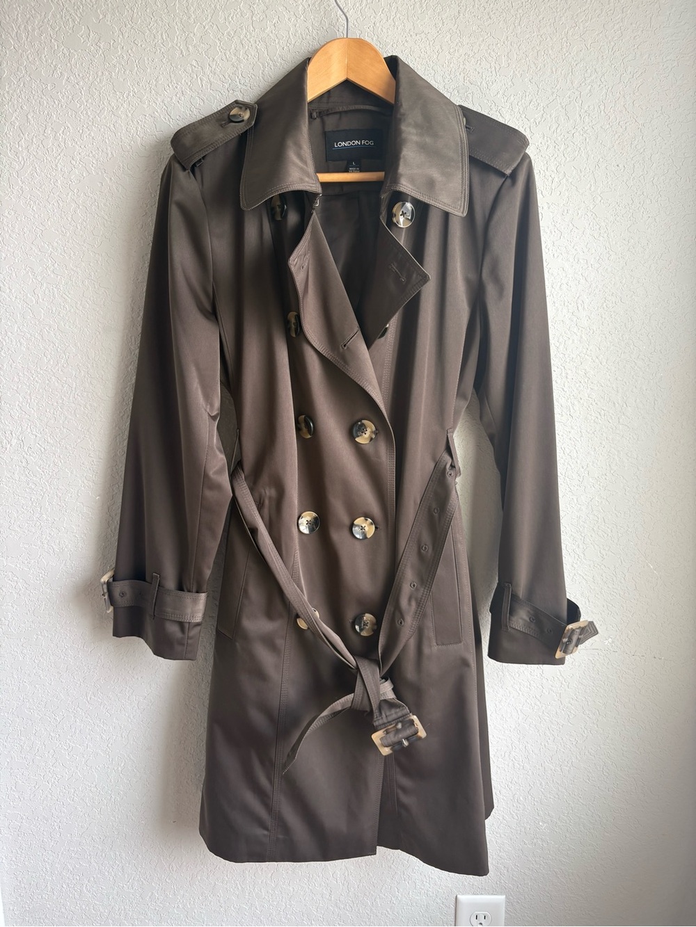 London Fog Rich Chocolate Brown Double Breasted Belted Trench Coat Large - Picture 7 of 11